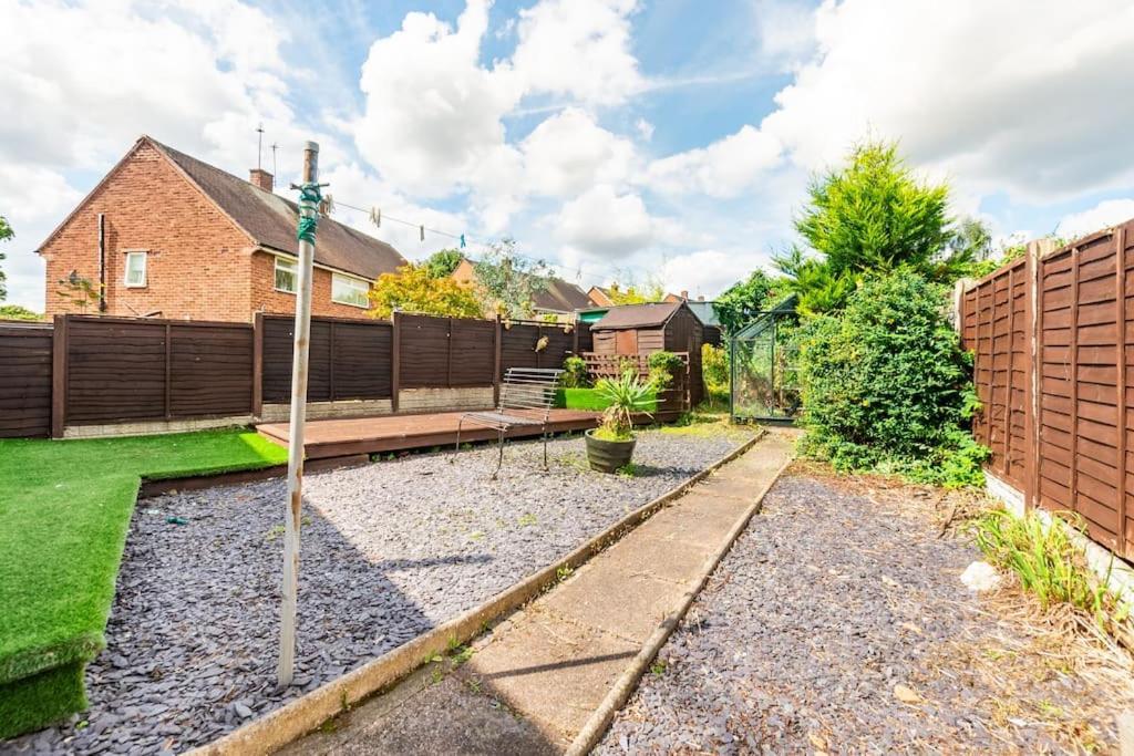 Birmingham Great Barr Property Near Junction 7 M6 Exterior foto